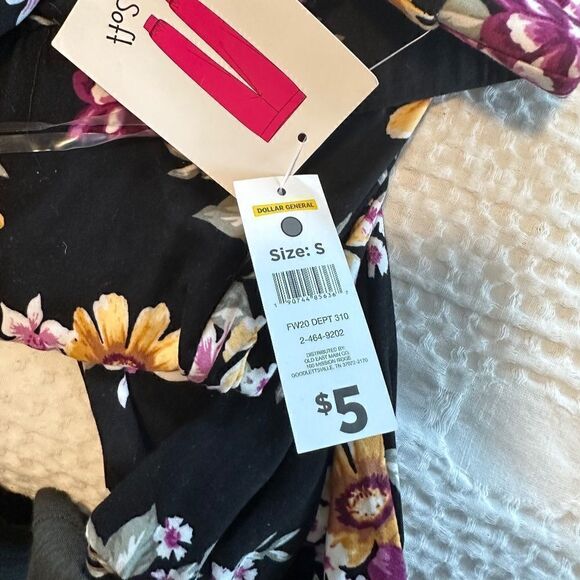 NWT Floral Joggers- Super Soft - Picture 1 of 3